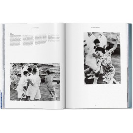 Her Majesty. A Photographic History 1926-Today