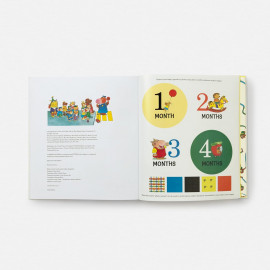  Busy, Busy Baby: A Record of Your Baby's First Year: Baby Book with Milestone Stickers